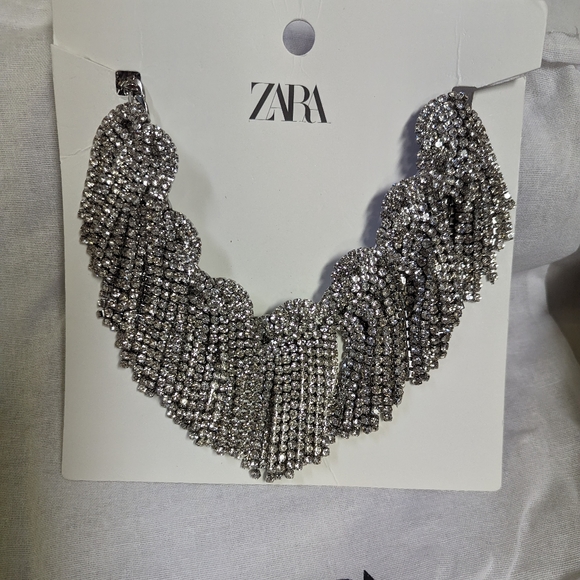 ZARA MAXI RHINESTONE JEWEL STATEMENT NECKLACE SILVER - Picture 5 of 9